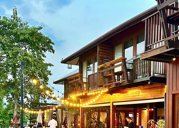 Chann Noi Hotel