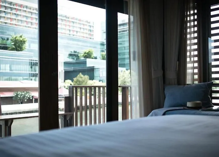 Chann Noi Hotel