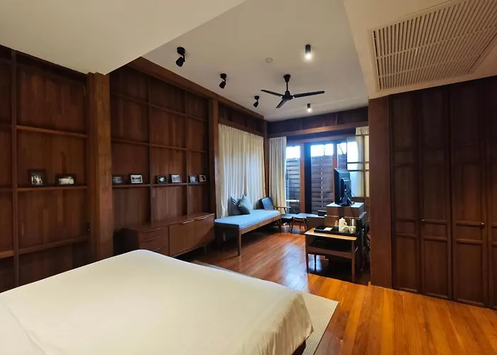 Chann Noi Hotel